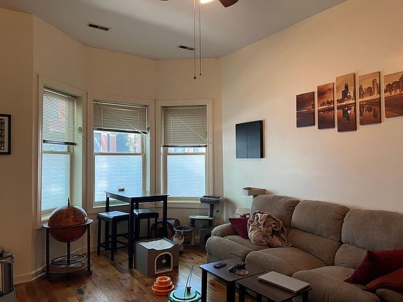 5th image of 1623 N Sedgwick St APT 1F