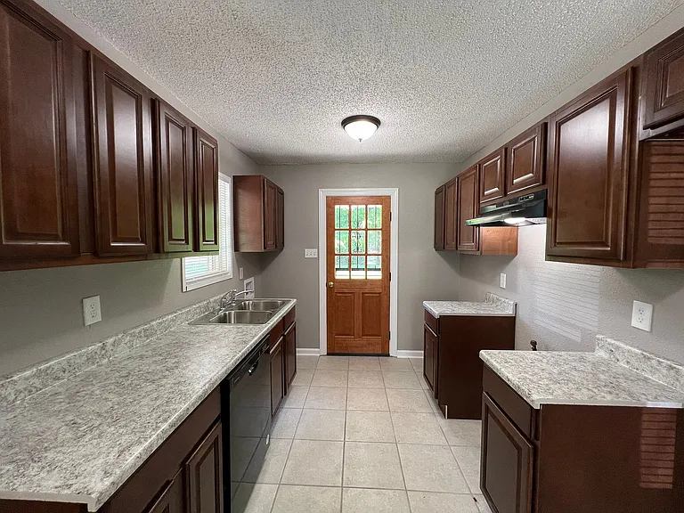3465 Obion Dr — Photo 6