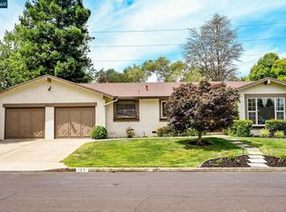 125 Greenbrook Ct, Danville, CA 94526