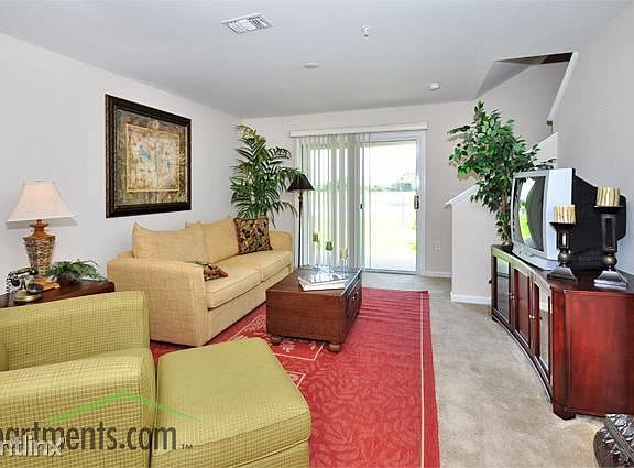 2nd image of 5800 Lake Pointe Village Cir APT 618