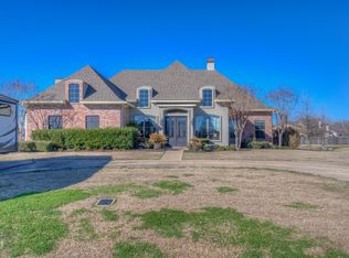 128 Bienville Dr, Bossier City, LA 71111