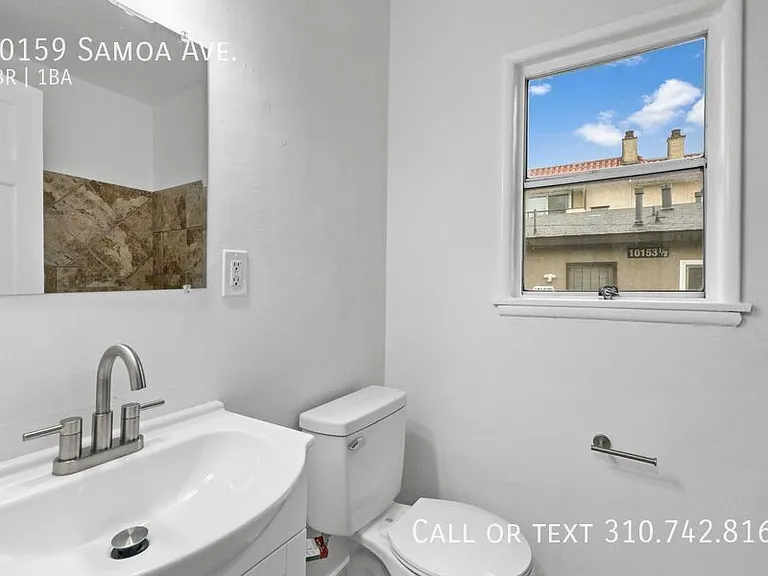 10159 Samoa Ave — Photo 13