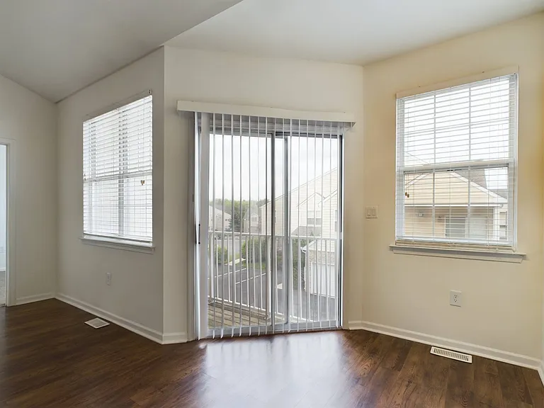 Botanica Cottages Apartment Homes — Photo 48