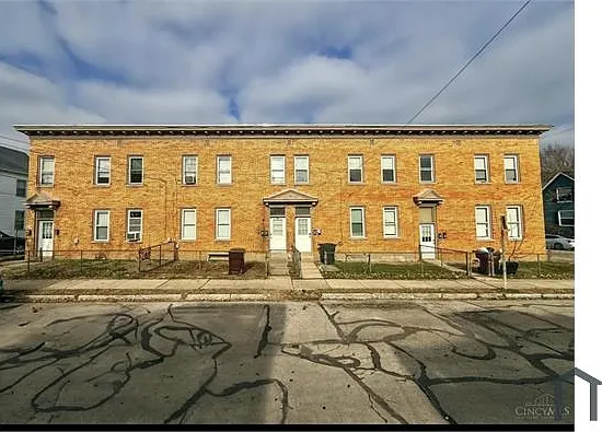 1762 Cleveland Ave #1 — Photo 2