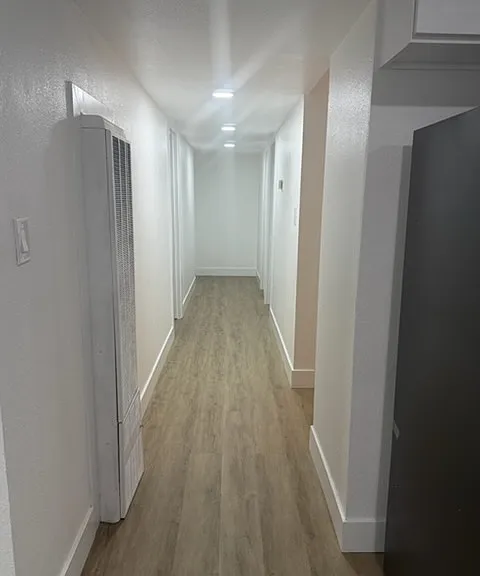 550 Las Palmas Ave — Photo 5