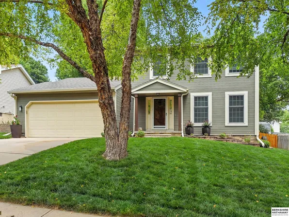 16210 Holmes Cir, Omaha, NE 68135