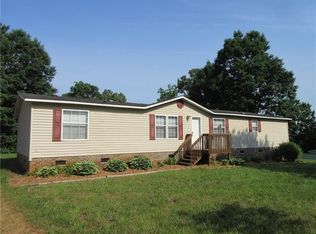 2028 Landon Ave, Hickory, NC 28601