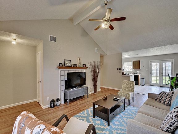 2nd image of 709 Bristlewood Cv