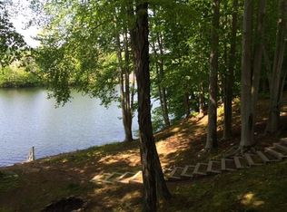 1 Lakeview Pl, Middlefield, CT 06455