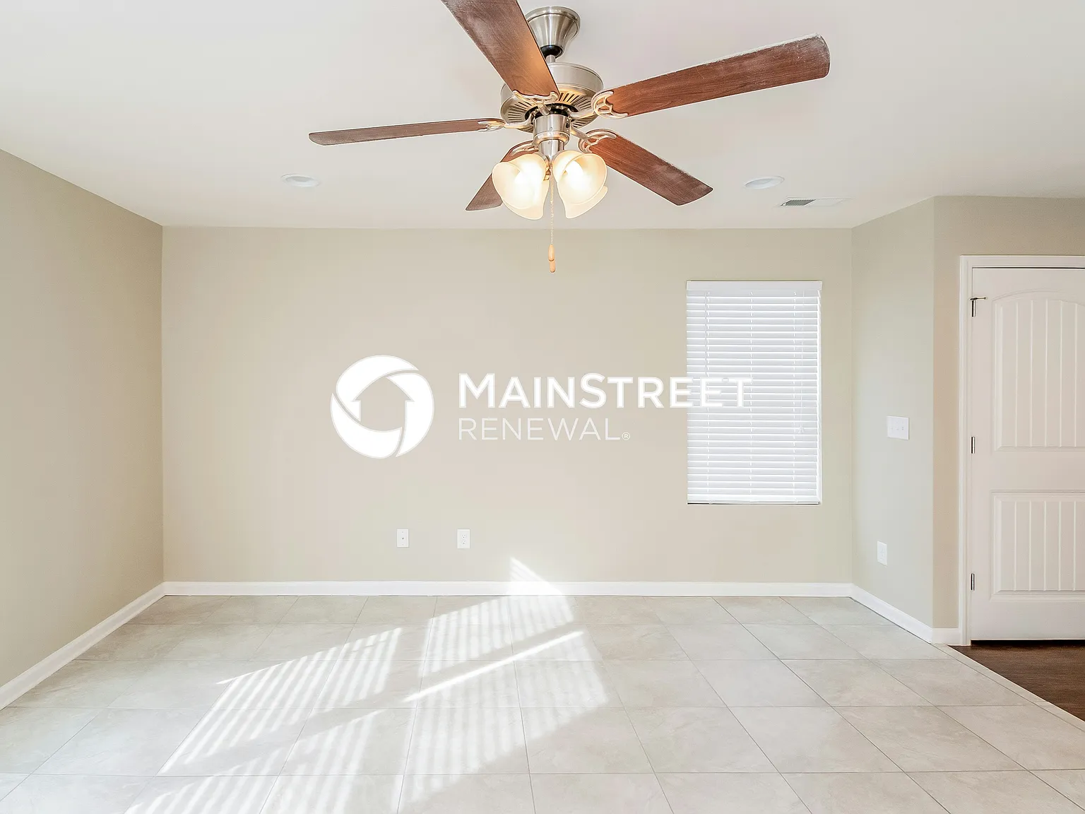 9350 Hoffman Pl — Photo 2