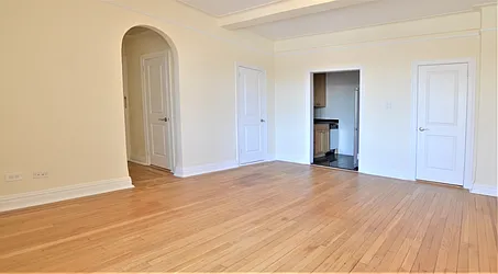 Rented by Manhattan Realty Group