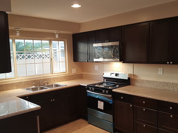 2nd image of 14517 Hardaway Dr