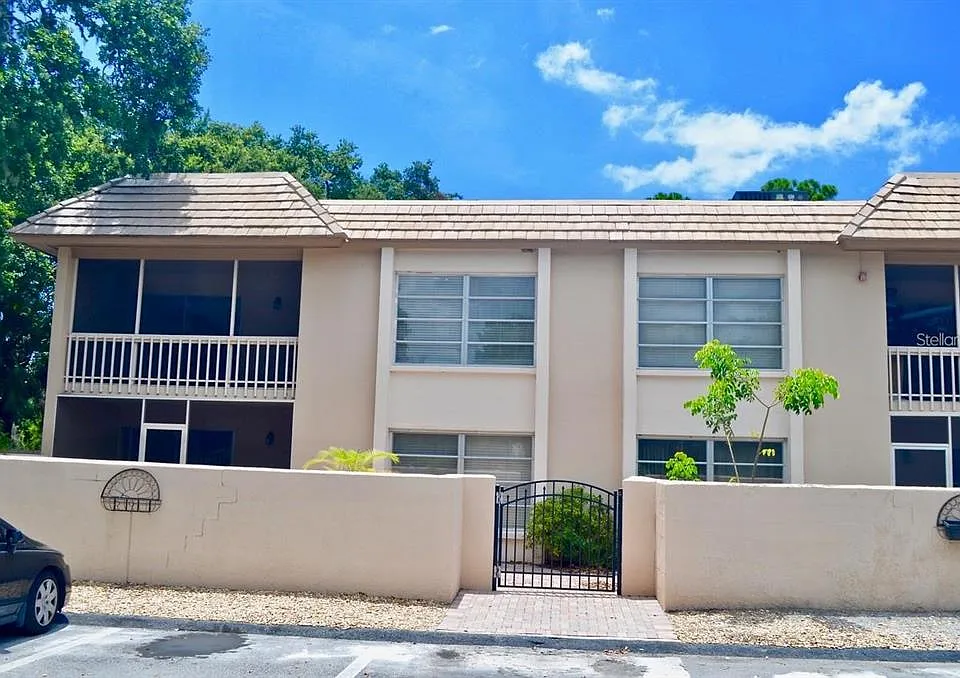 3360 S Osprey Ave #102B