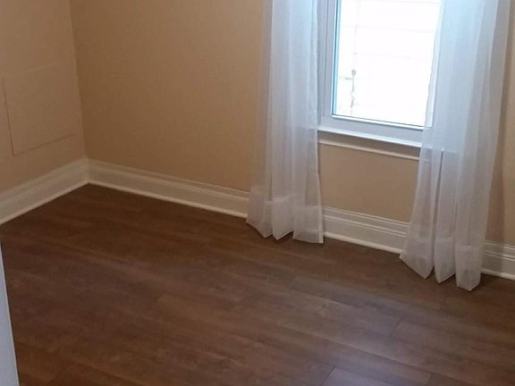 4th image of 2324 Norwalk St #1