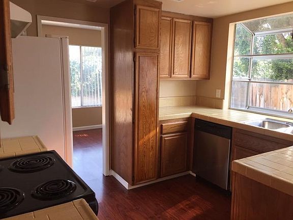 3rd image of 10565 Braverman Dr