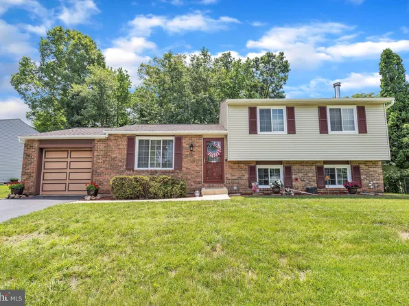 4803 Catherine Ct, Clinton, MD 20735