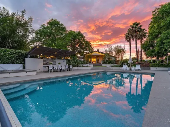 10936 Eastside Road, Healdsburg, CA 95448