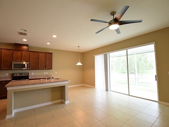 4th image of 2752 River Landing Dr