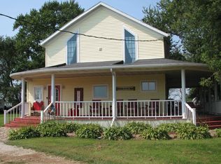 1950 300th St, Rowley, IA 52329