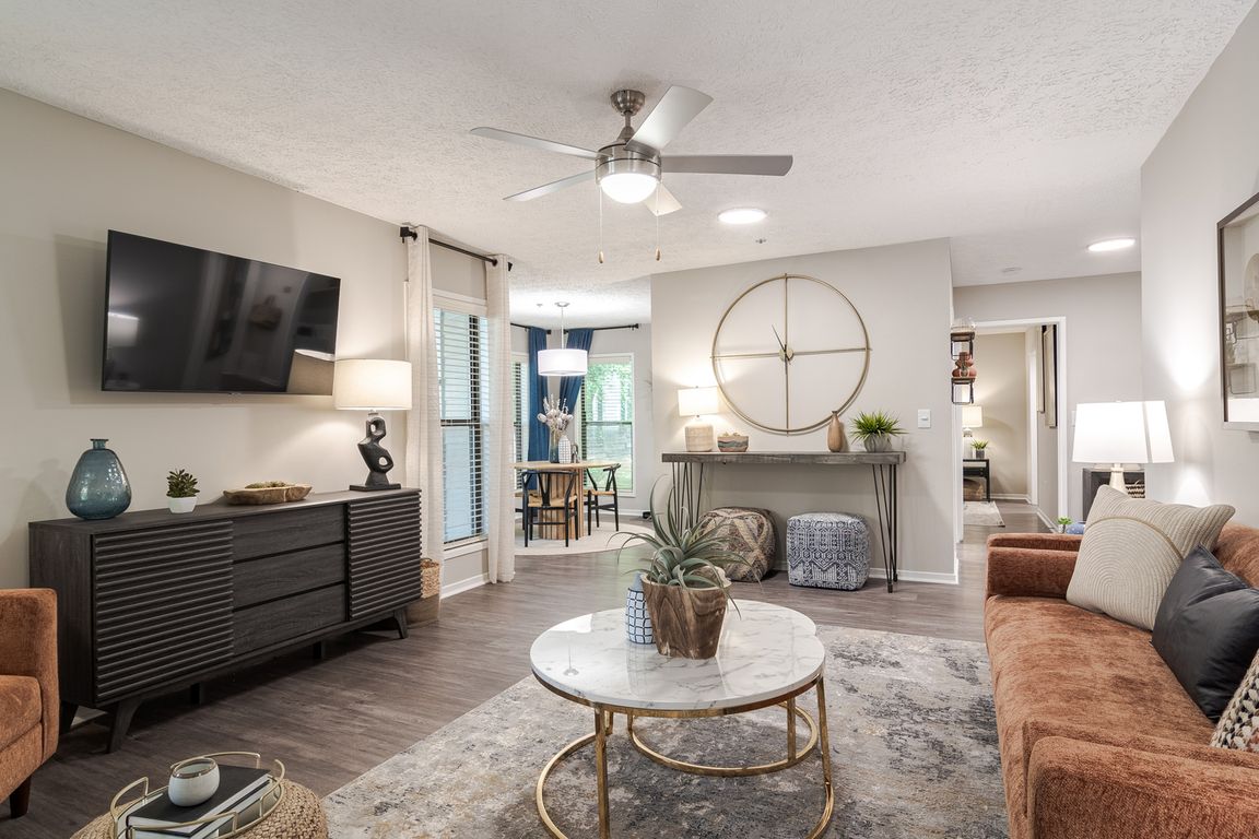 Newly Renovated Open Floor Plan Living Space