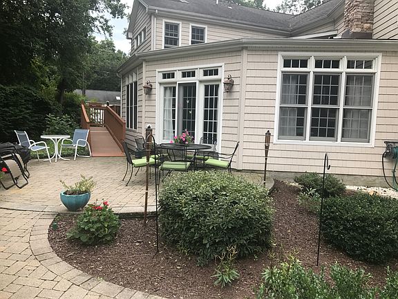 patio with ramp 