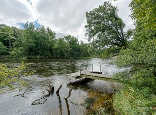 7556 S Gray Drake Blf, Newaygo, MI 49337
