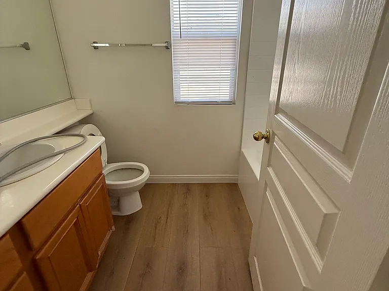 671 Bennett Ave — Photo 14
