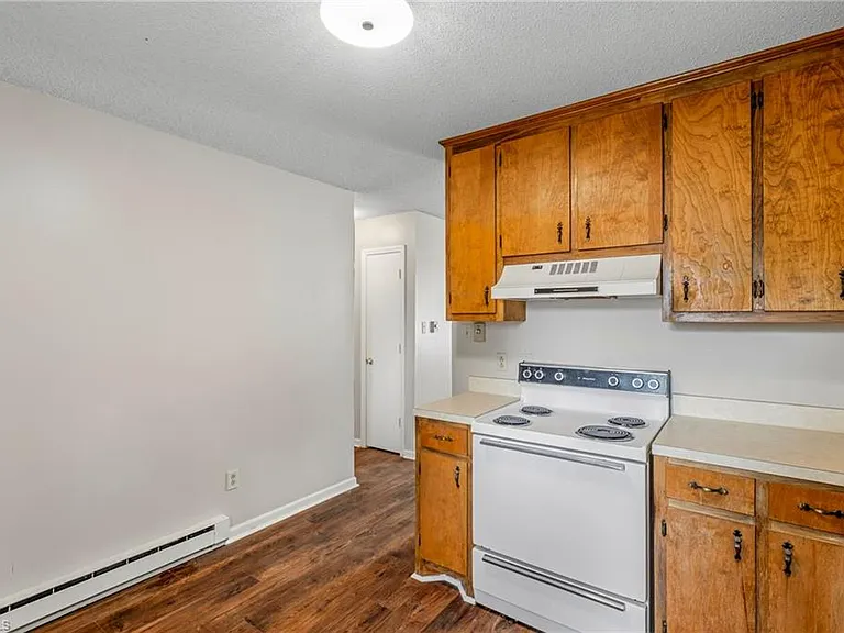507 N 3rd Ave #I — Photo 9