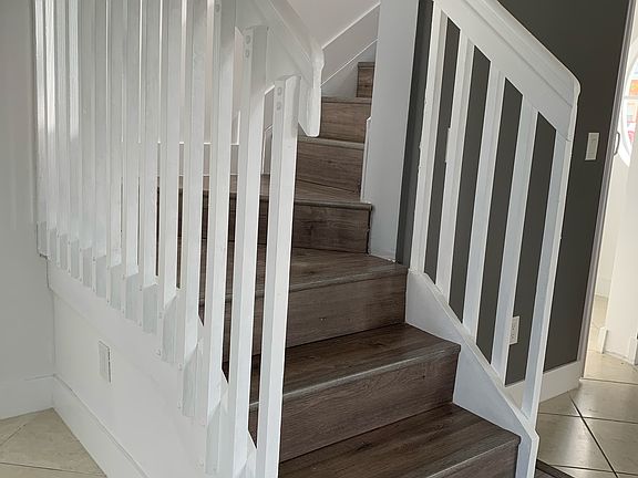 3rd image of 2804 SE 16th Ave #124