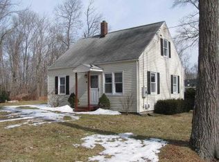 9 Reynolds Dr, Coventry, CT 06238