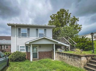 431 Spurgeon Ln UNIT 102, Bristol, VA 24201