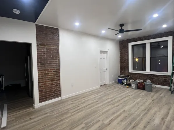 22 73rd Street image 16 of 32