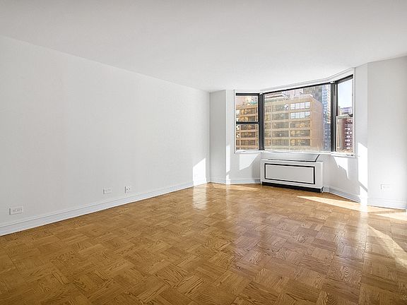 2nd image of 400 E 71st St APT 12V