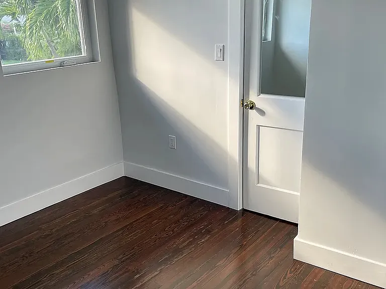 7121 SW 63rd Ave — Photo 15