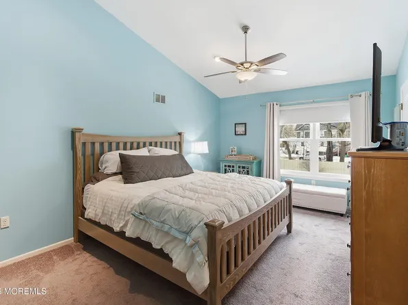 49 Lucia Court, Matawan, NJ 07747