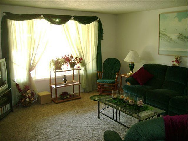 2nd image of 8470 Stetson Dr
