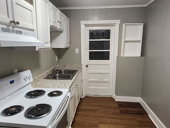 4th image of 3310 Wildwood Dr SE #3303-1A