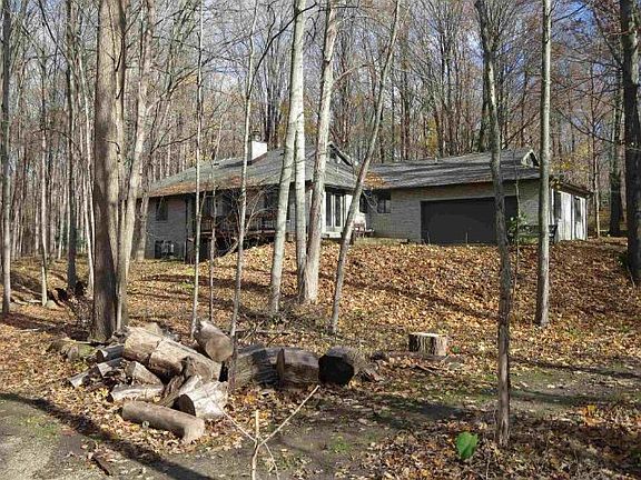 2nd image of 21859 Trillium Dr