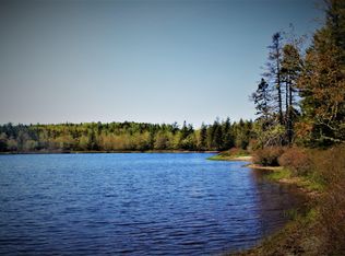 2 Laconia Rd, Lunenburg, NS B4V5V9