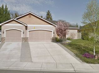 476 Ridgeway Ave, Central Pt, OR 97502