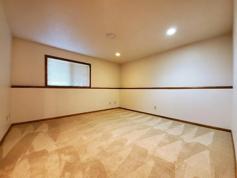 Mistwood Townhomes — Photo 46