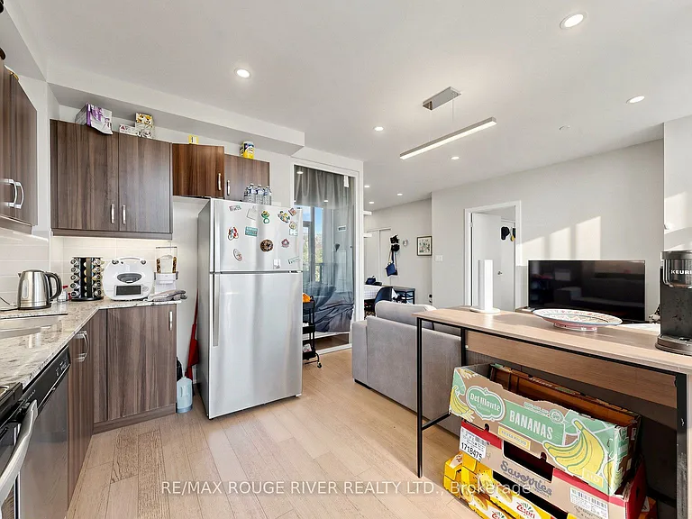 1486 Bathurst St #503 — Photo 9