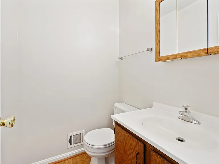4515 Boastfield Ln — Photo 10
