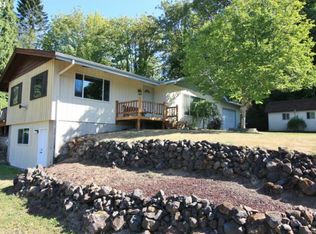 405 Coal Creek Rd, Longview, WA 98632