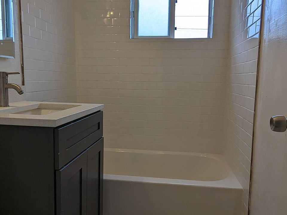 1st image of 120 E Cypress St APT 5