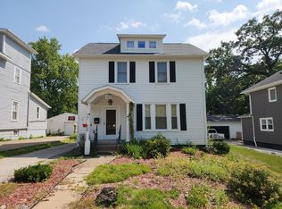 408 Parham St, Muscatine, IA 52761