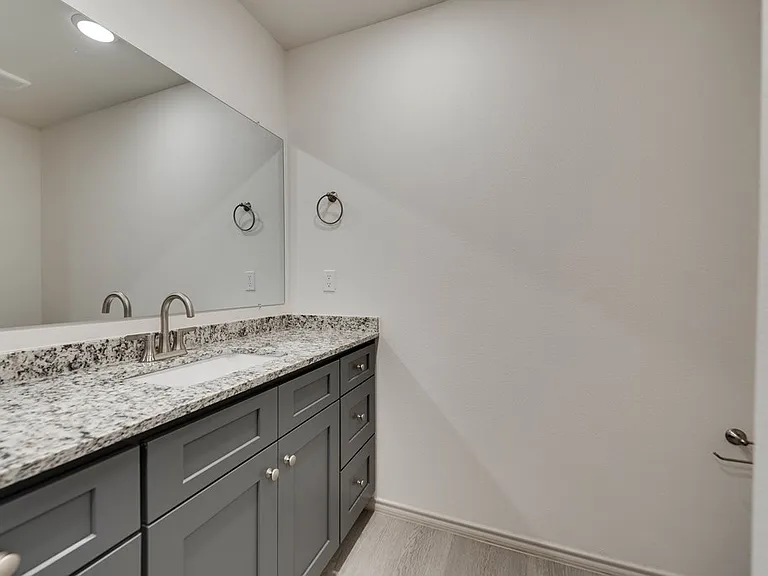 8212 E County Road 111 — Photo 19