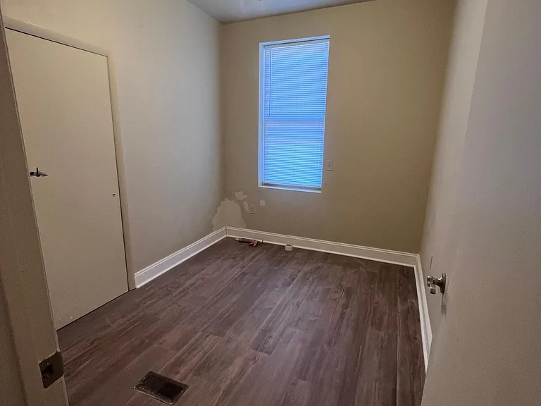 1542 N 15th St #1 — Photo 17