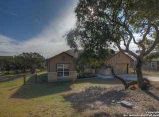 950 Live Oak Dr, Spring Branch, TX 78070