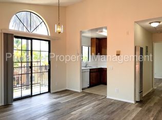 2165 Cedar Ave APT 301, Long Beach, CA 90806
